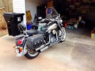 Honda VT1100C3 (SHADOW AERO)