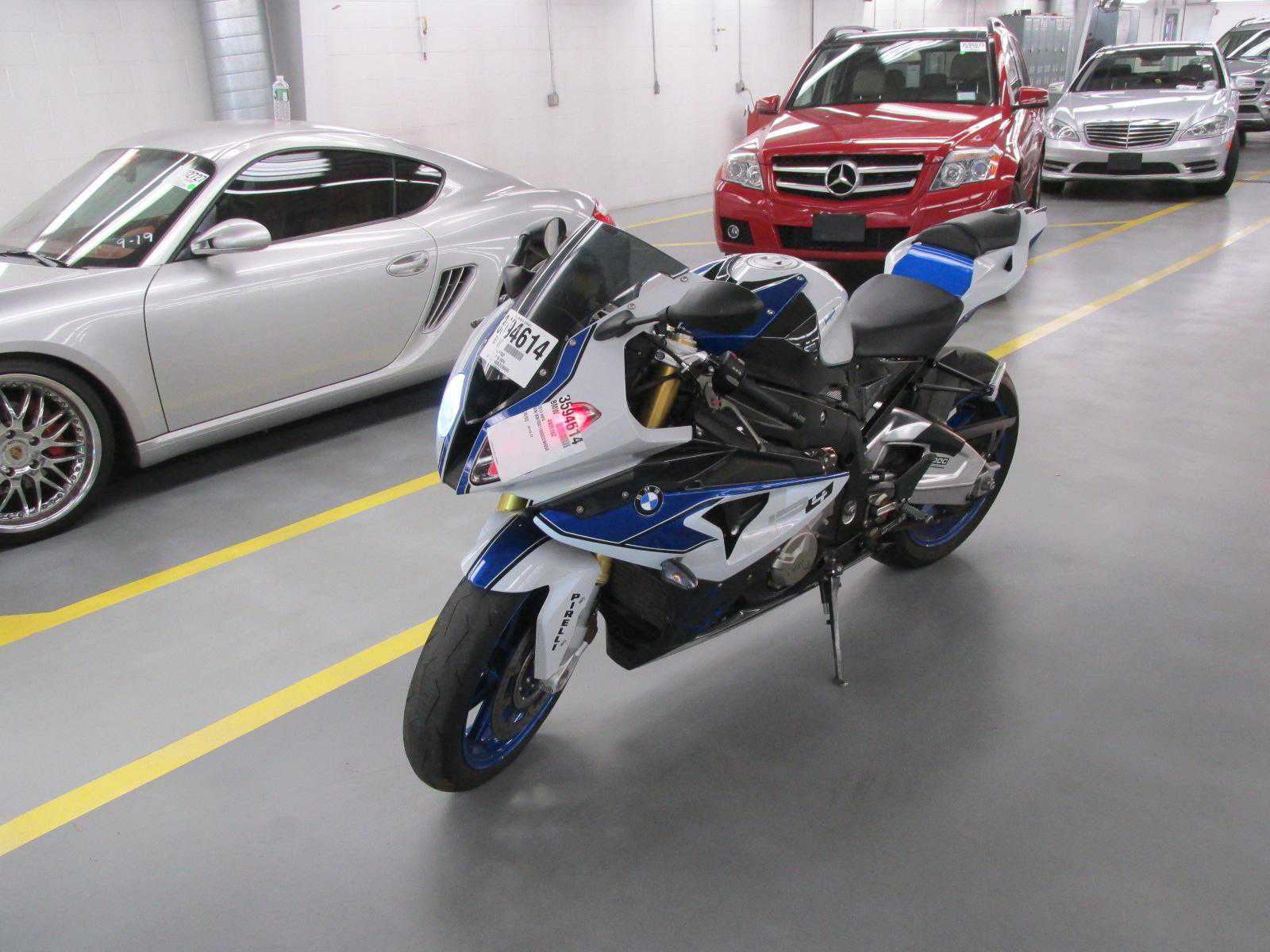 BMW HP4