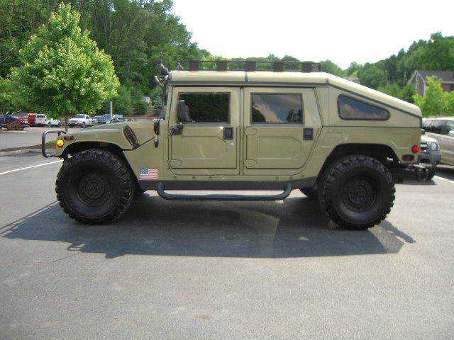 HUMMER H1