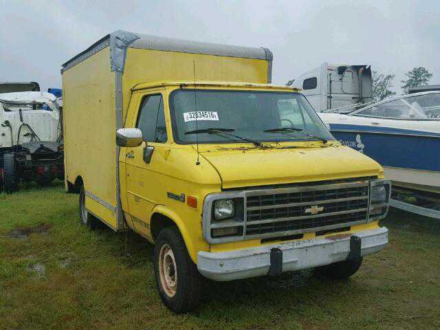 GMC Cutaway Van