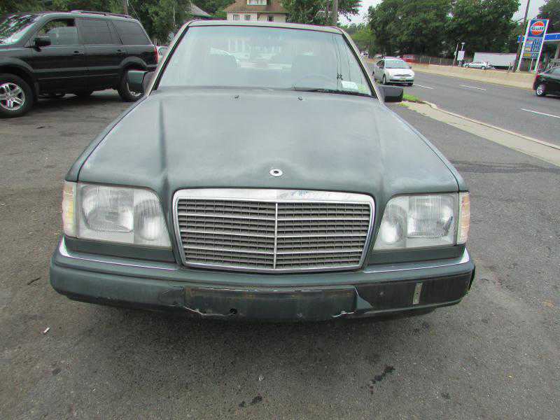 1995 Mercedes-Benz E-Class