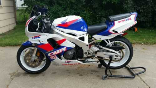 Honda CBR900