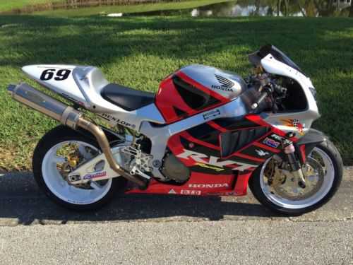 Honda RVT1000R (RC51)