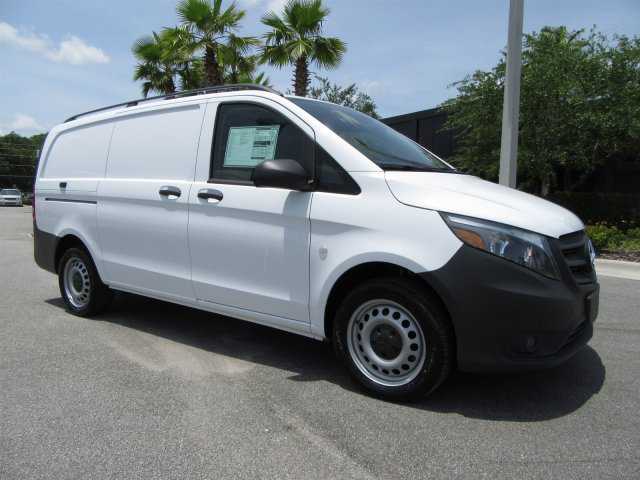 2016 Mercedes-Benz METRIS