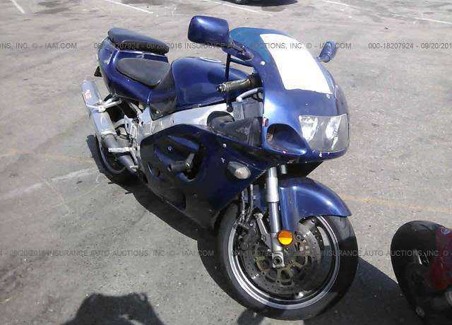 Suzuki GSX-R750