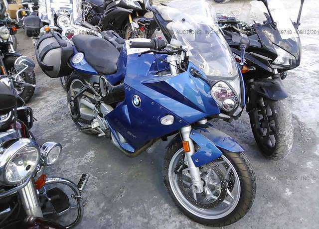BMW F 800 ST