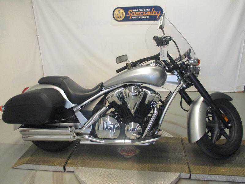 Honda VT1300 (Interstate)