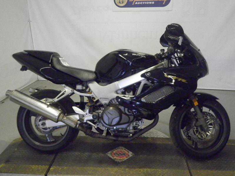 Honda VTR1000F (SUPERHAWK)