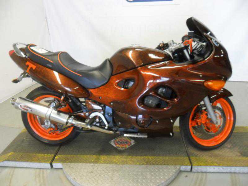 Suzuki GSX750FK