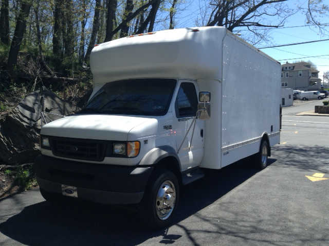 Ford E-550