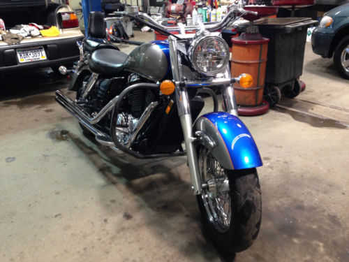 Honda VT1100C3 (SHADOW AERO)