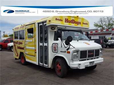 GMC Cutaway Van