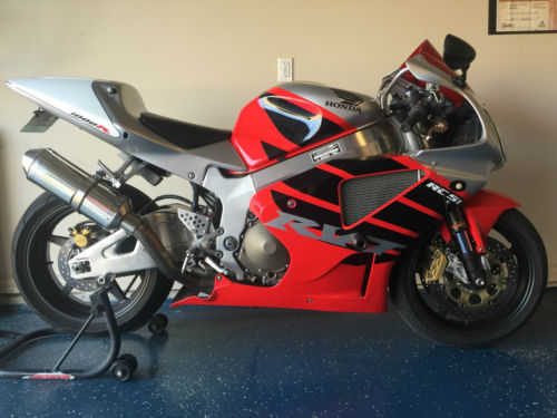 Honda RVT1000R (RC51)