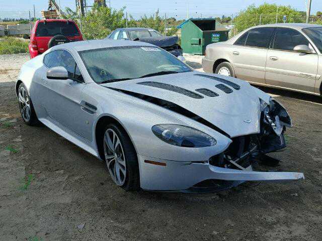 Aston Martin V12 Vantage