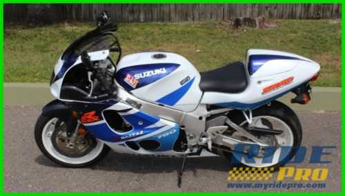 Suzuki GSX-R750