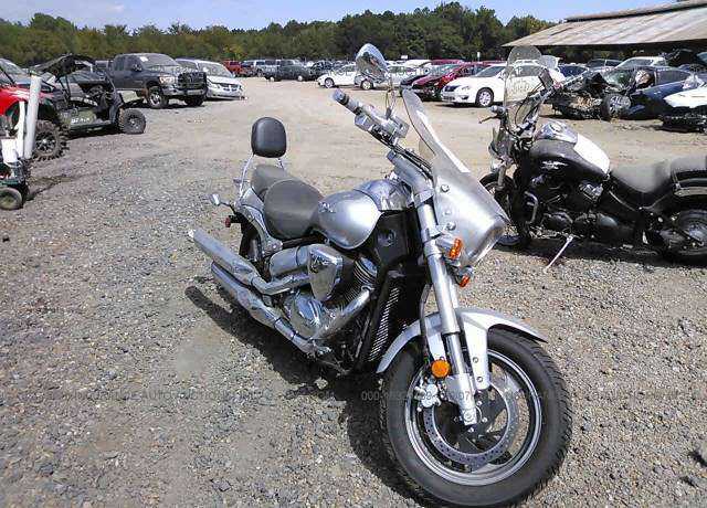 Suzuki VZ800L
