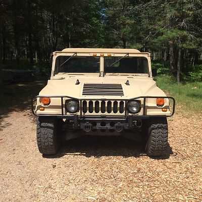 HUMMER H1