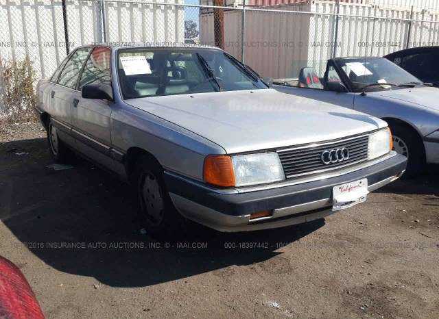 Audi 100