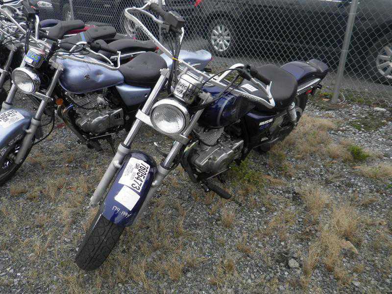 Suzuki GZ250K