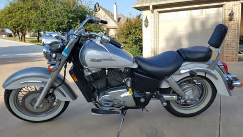 Honda VT1100C3 (SHADOW AERO)