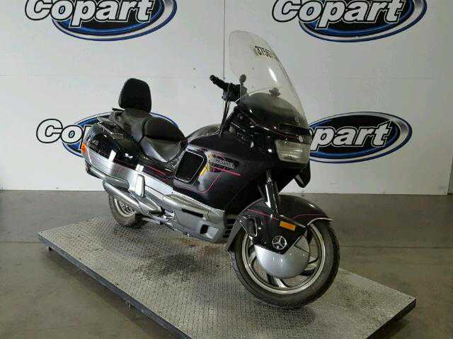 Honda PC800 (PACIFIC COAST)