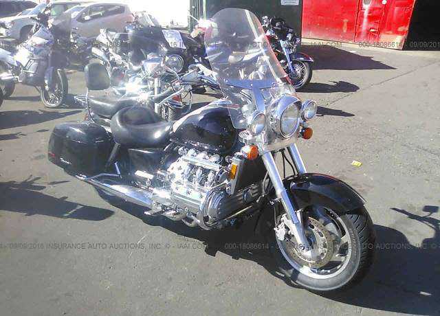 Honda GL1500CT (VALKYRIE TOURER)