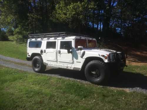 HUMMER H1