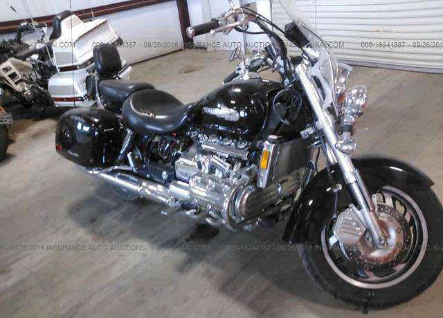 Honda GL1500CT (VALKYRIE TOURER)