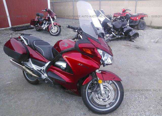 Honda ST1300A