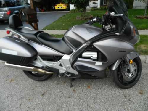 Honda ST1300
