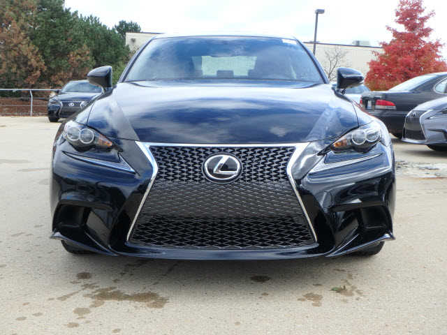 2016 Lexus IS