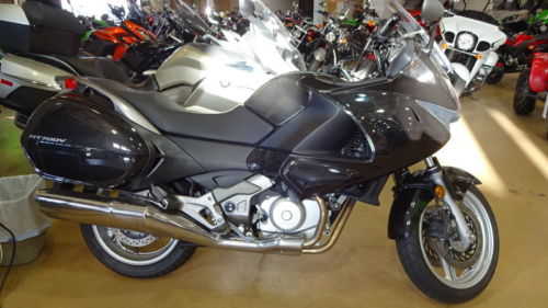 Honda NT700VA/NT700V