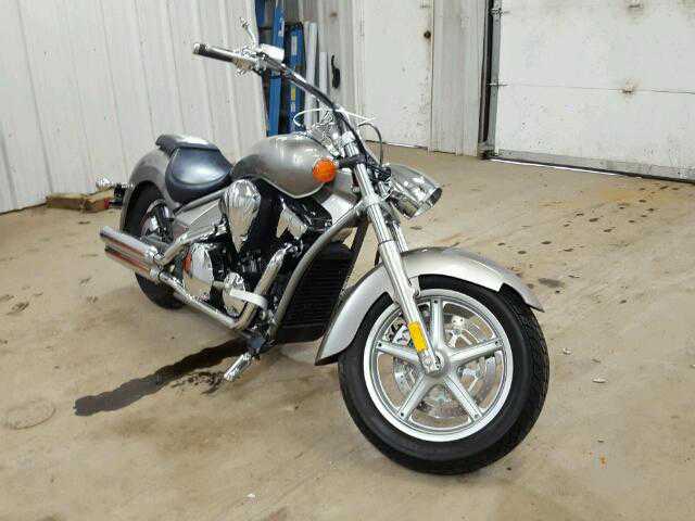 Honda VT1300 (Stateline)