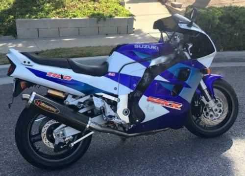 Suzuki GSX-R1100W