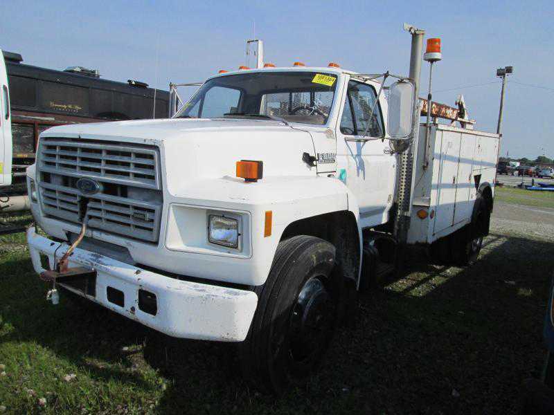 Ford F-800