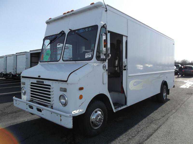 Ford F-590