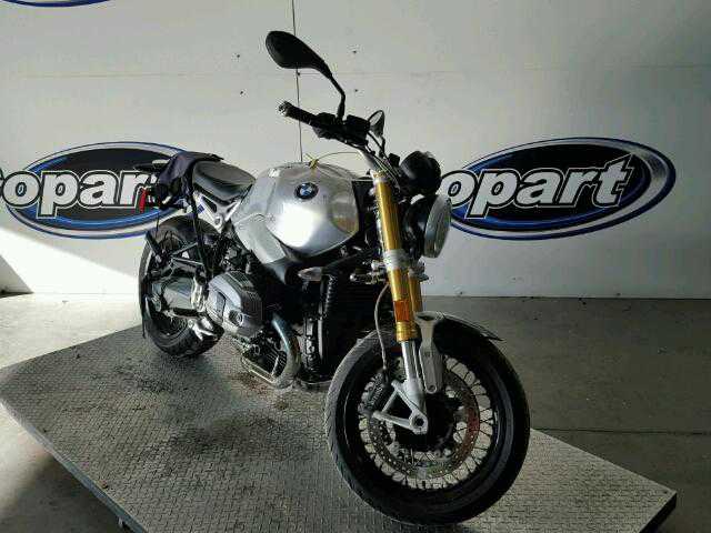 BMW R nineT