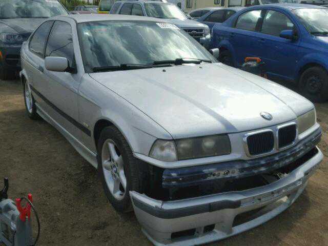 BMW 318ti