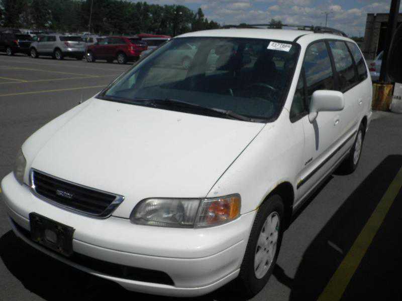 Isuzu Oasis
