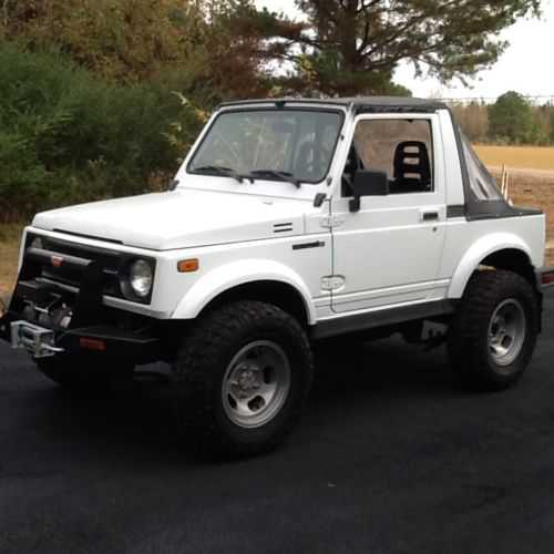 Suzuki Samurai
