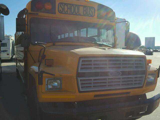 Ford B700