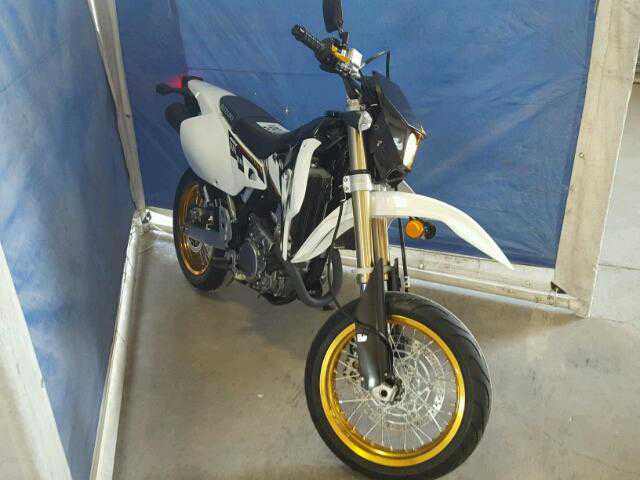 Suzuki DR-Z400SML