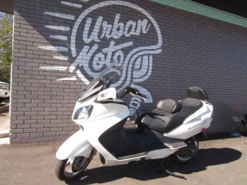 Suzuki AN650L