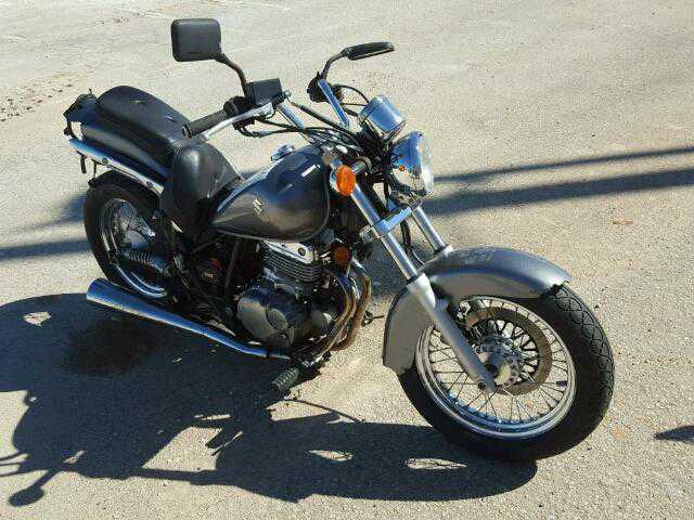 Suzuki GZ250