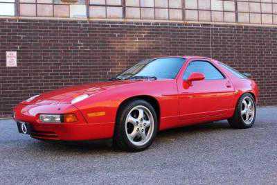 Porsche 928