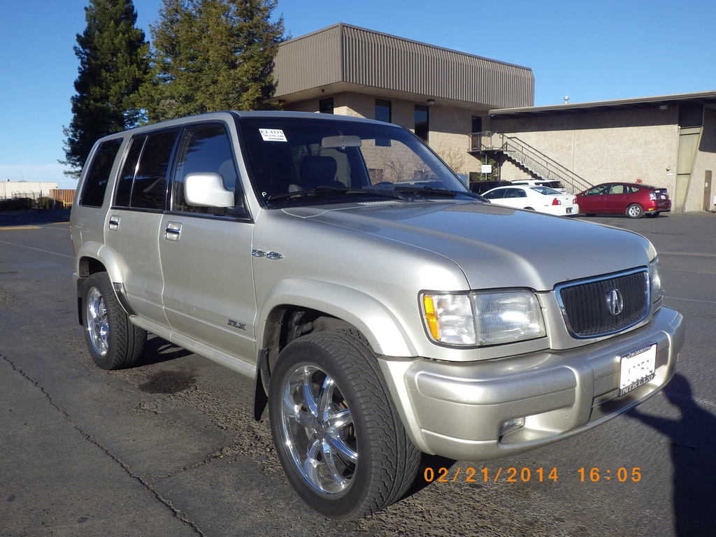 Acura SLX