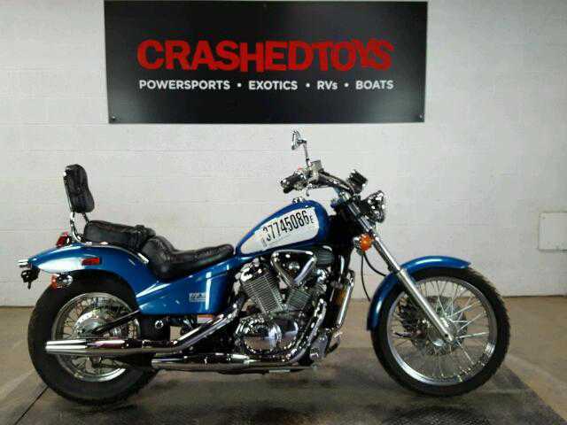Honda VT600CD (SHADOW VLX DELUXE)