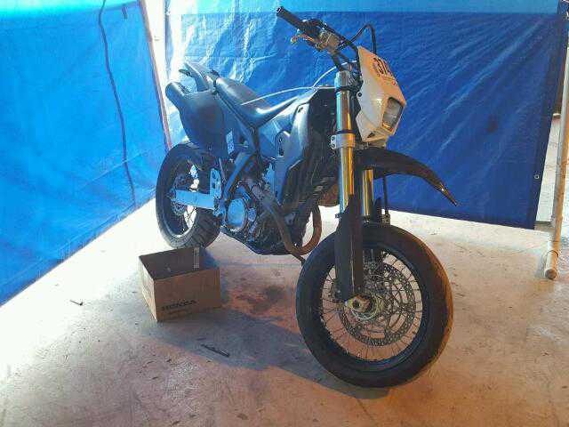 Suzuki DR-Z400SML