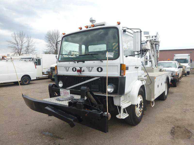 Volvo Cab Over Engine LT