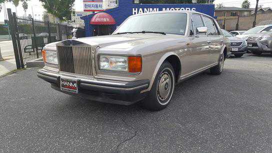 Rolls-Royce Silver Spur